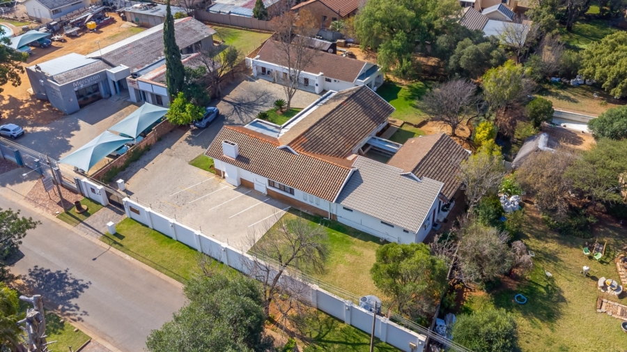 Commercial Property for Sale in Flamwood North West